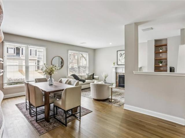 79 Hammock Place SE