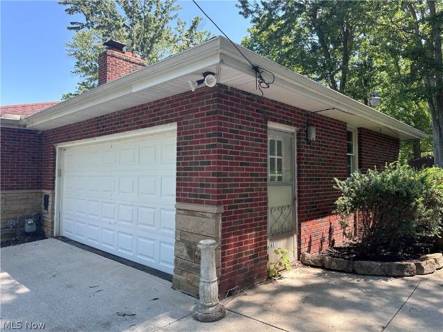 79 Hickory Hill Road