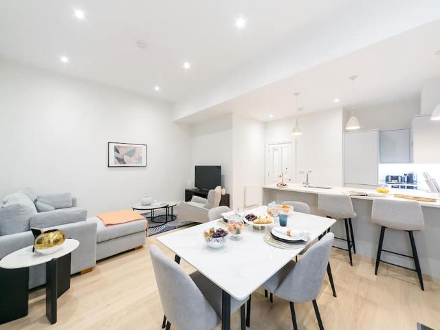 79 Long Acre | 1 bed apartment for rent #125739547 | Rentberry