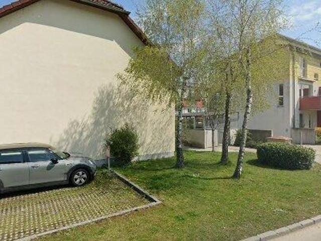 79 m2 apartment for rent in Randegg