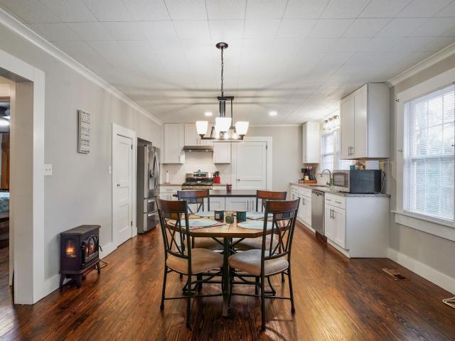 79 Mcmillan Street