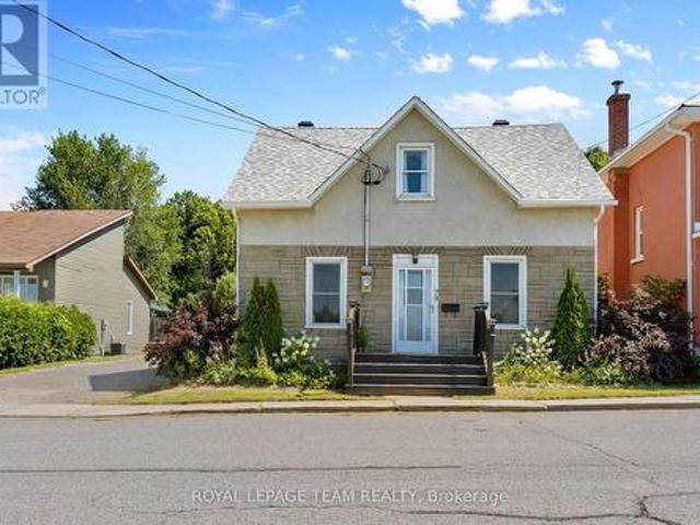 79 Mutual Avenue, Renfrew, ON, K7V 3R4 house for sale | Listing ID X13648 | Royal LePage