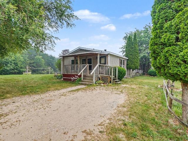 79 N 192nd Avenue