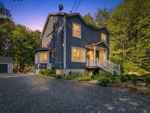79 Rue De La Sarre, Granby, QC, J2J 1Z9 house for sale | Listing ID 28652 | Royal LePage