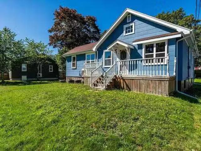 79 Second Avenue, Digby, NS, B0V 1A0 house for sale Listing.