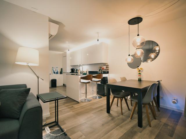 79m2 Apartment in Central Rotterdam – Available Im