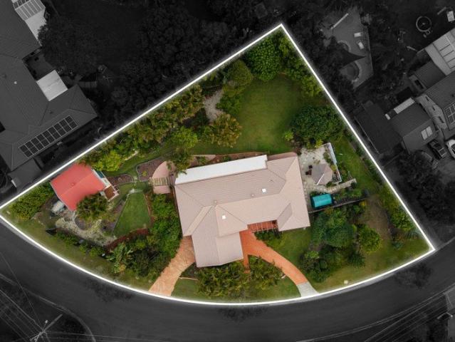 79M FRONTAGE CORNER BLOCK WITH SHED IN ALEXANDRA GARDENS