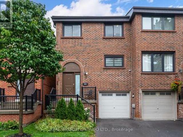 7 Maple Branch Path, Toronto, ON, M9P 3T4 townhouse for sale | Listing ID W13845 | Royal LePage