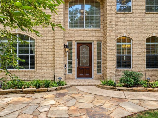 7 Mayborough Court