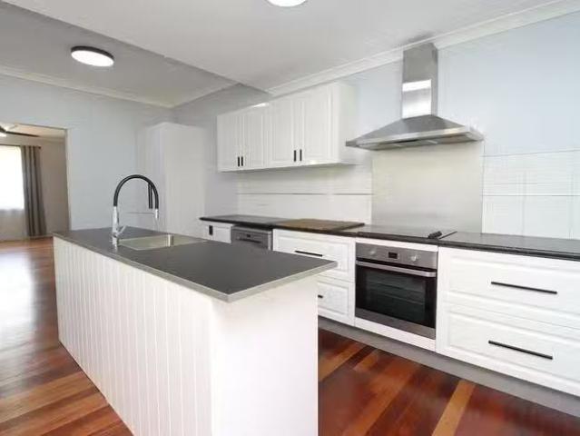 7 Merauke Street, Soldiers Hill, QLD 4825