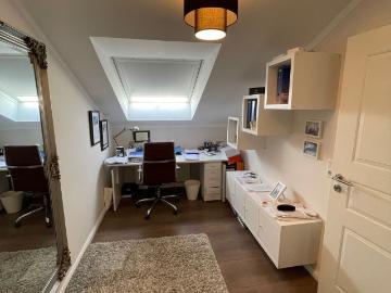 7 Meter hohe Decken, besondere Architektur, wunderschöne Galeriewohnung
