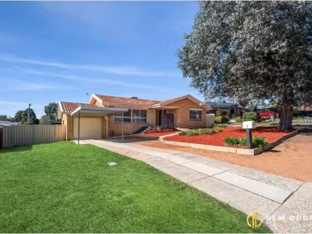 7 Meyers Place, MACGREGOR House for rent Listed by Gurjant Si.