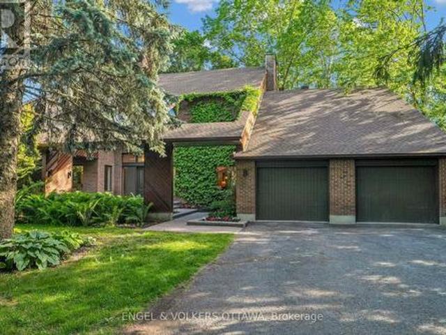 7 Mid Pines Grove, Ottawa, ON, K2R 1B7 house for sale | Listing ID X13785 | Royal LePage
