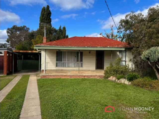 7 Moani Place