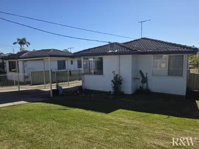 7 Moody Street, ROOTY HILL House for rent Listed by Rooty Hil.