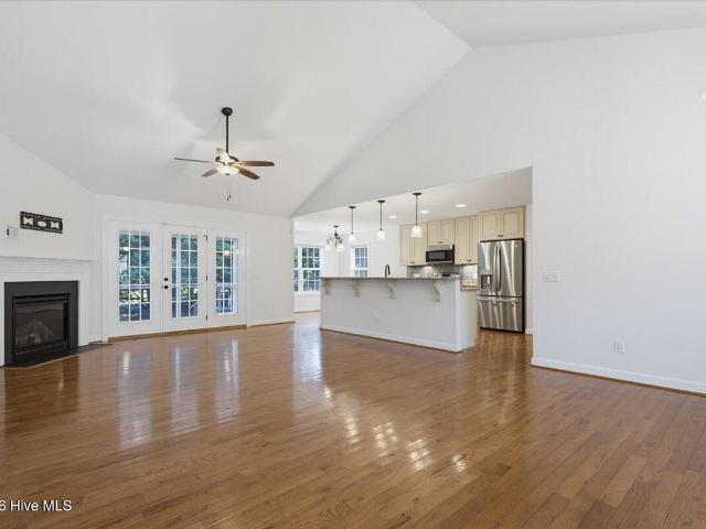 7 Moore Drive