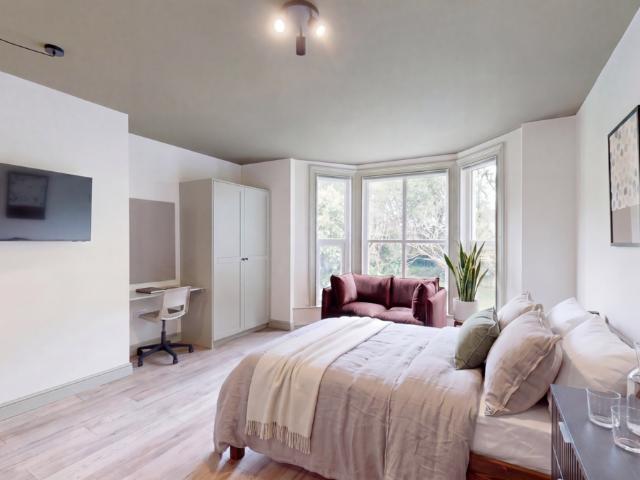 7 Moorland Road, Leeds LS6 Studio to rent £1,043 pcm £241 pw