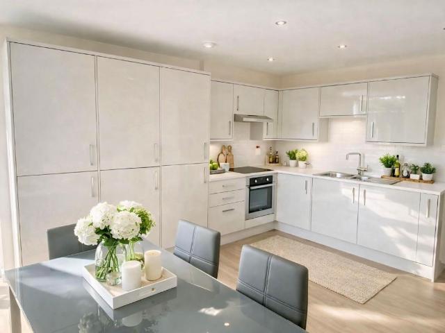 7 Montgomery Place, 33 Montgomery Terrace Road, 5 bedroom, Flat