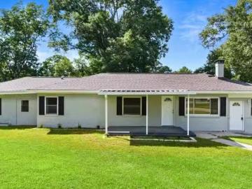 7 NARROW LANE RD, WETUMPKA, AL 36092