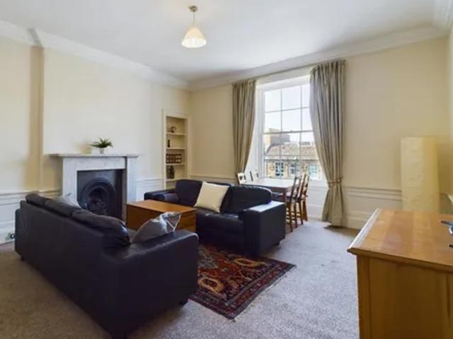 7 North East Cumberland Street Lane, City of Edinburgh, EH3 6SB, United Kingdom | 3 bed apartment for rent #138852547 | Rentberry