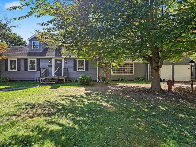 7 Northlawn Court