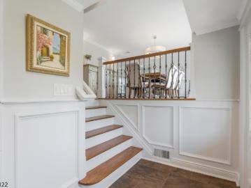 7 Oxbow Dr