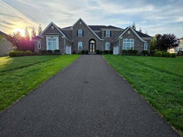 7 Oxford Drive