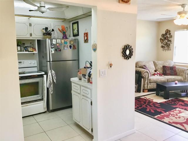 7 Oakridge B, Deerfield Beach, US, FL
