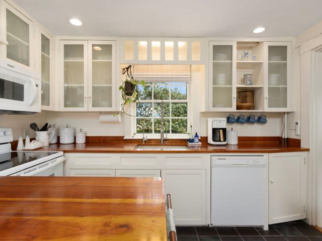 7 Old Ferry Road, Bristol, US, RI