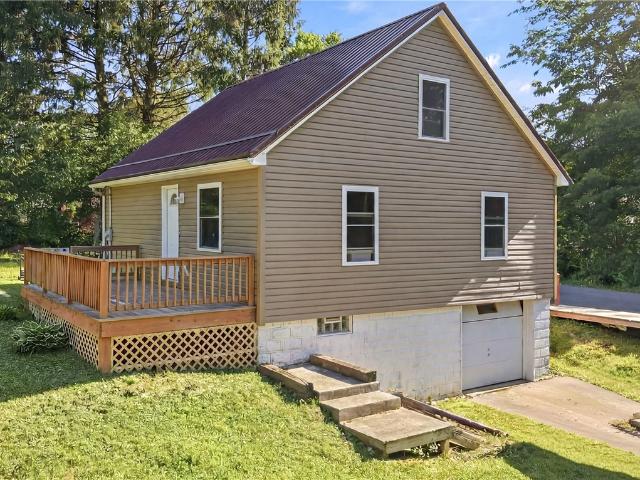 7 Old Fredonia Rd
