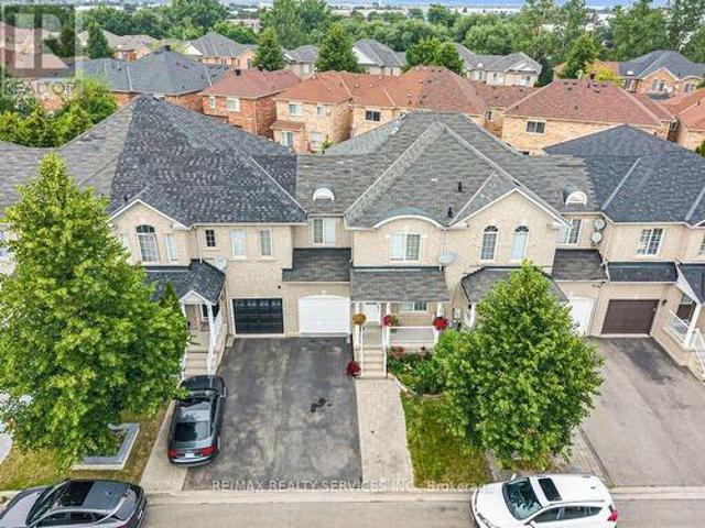 7 Olivett Lane, Brampton, ON, L7A 2X3 house for sale | Listing ID W13615 | Royal LePage