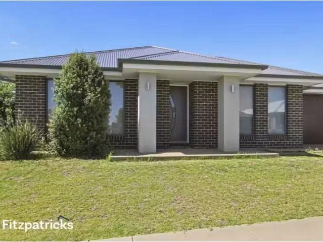 7 Opperman Street, Boorooma House for rent Listed by Rental D.