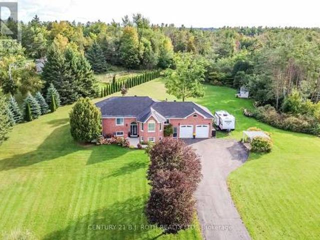 7 Orsi Drive, Oro Medonte, ON, L3V 7Z7 house for sale | Listing ID S13813 | Royal LePage