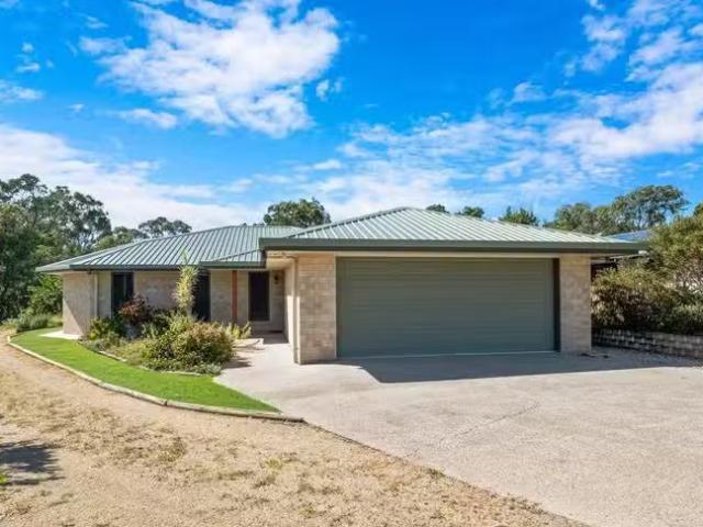 7 OSPREY COURT, YEPPOON, QLD 4703 House for Rent
