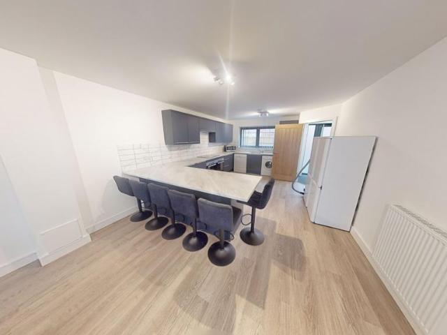 7 Ayr Street, The Arboretum. 6 bed terraced house to rent £4,550 pcm £1,050 pw