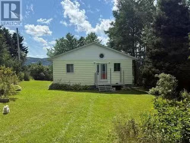 7 A Fourth Avenue, Summerside, NL, A2H 4A1 house for sale L.