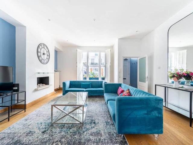 7 Addison Place, London, W11 4RJ, United Kingdom | 3 bed townhouse for rent #128363339 | Rentberry