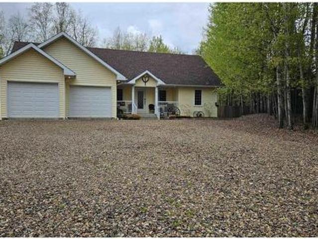 7 Andrew Drive, Rural Athabasca County, AB, T0A 0M0 house for sale | Listing ID E4501 | Royal LePage