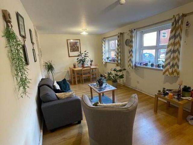 7 Ashburne Place, Belfast, BT7 1SE