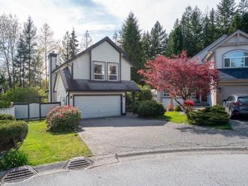 Greater Vancouver - Fireplace, Deck, Air conditioning