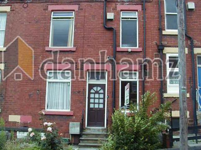 7 Bankfield Terrace Burley Leeds West. 2 bed house to rent £1,020 pcm £235 pw