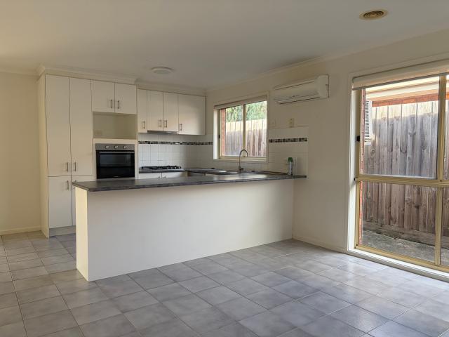 7 Barina Way Mill Park, VIC 3082