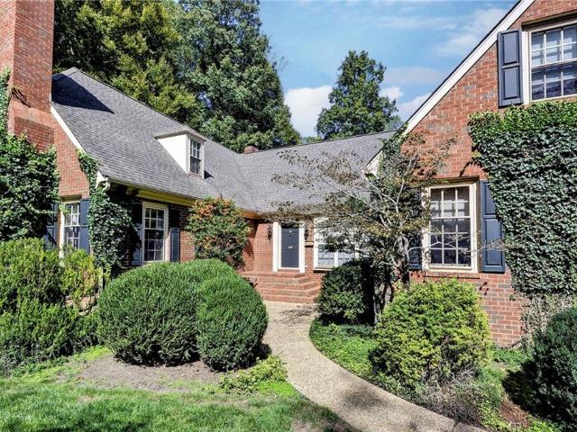 7 Bayberry LN