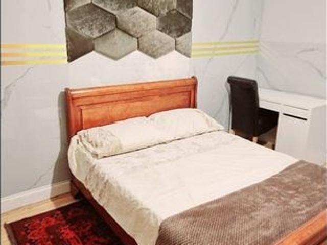 7 Bed Terraced House, Mansfield Road, IG1