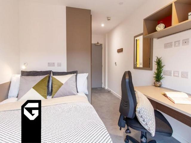 7 Bed En suite, Dean Street Works 1 bed bungalow to rent £888 pcm £205 pw