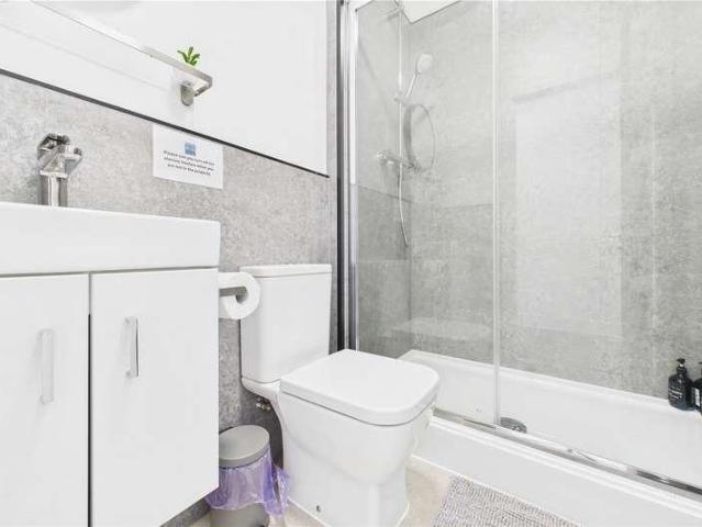 7 bed flat for sale