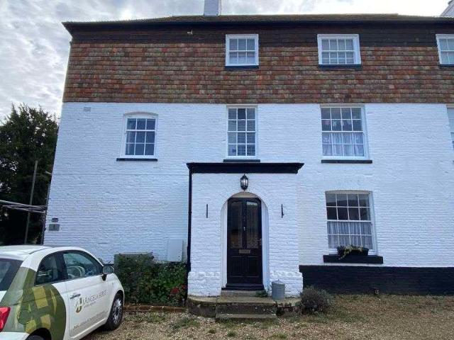 7 bed house to rent