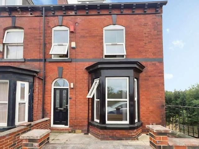 7 bed house to rent
