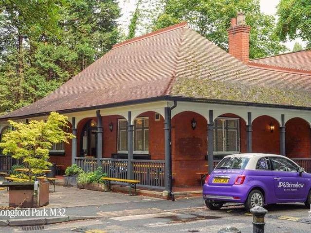 7 bed house for sale