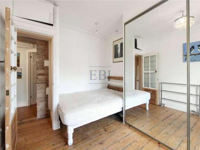 7 bed house for sale